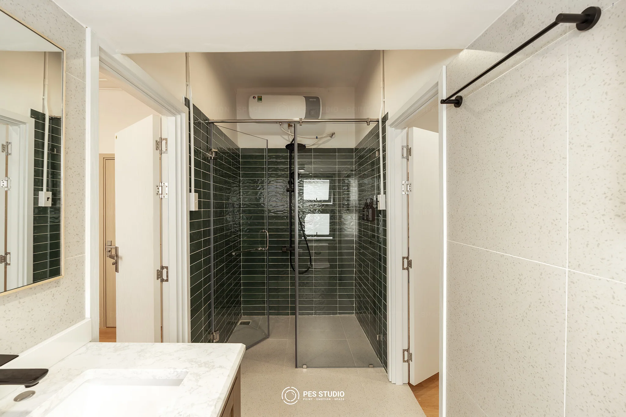 Bathroom detail showing tile texture and daylight, photographed by PES Studio under the Point Emotion Space method